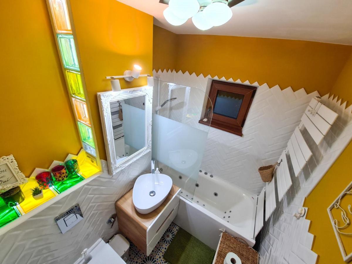 Elisa'S Place Făgăraş Exteriör bild
